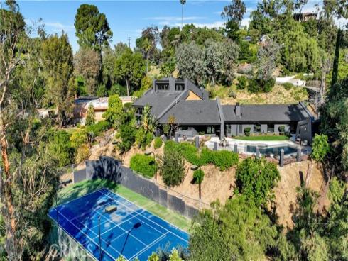 9752  Rangeview  , North Tustin, CA