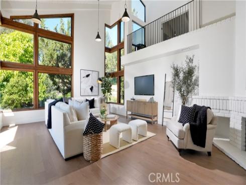 9752  Rangeview  , North Tustin, CA