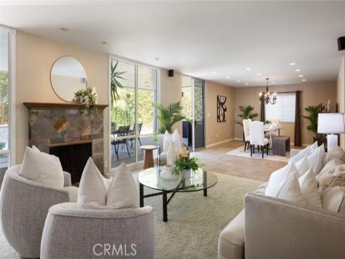 1032  Saint John   Place, North Tustin, CA