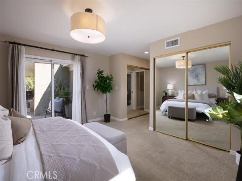 1032  Saint John   Place, North Tustin, CA