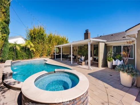 1032  Saint John   Place, North Tustin, CA