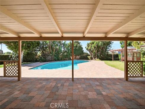 1172  St John Place  , North Tustin, CA