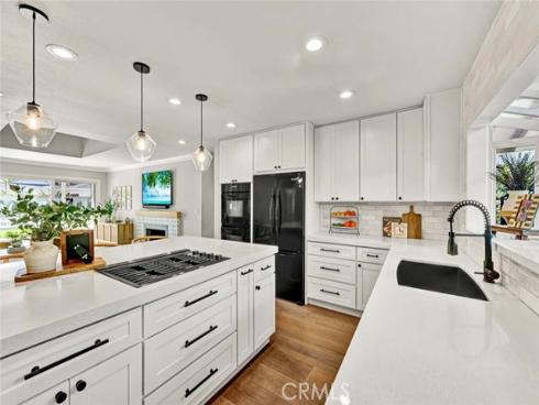 1016  Castlegate   Lane, North Tustin, CA