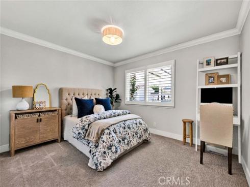 1016  Castlegate   Lane, North Tustin, CA