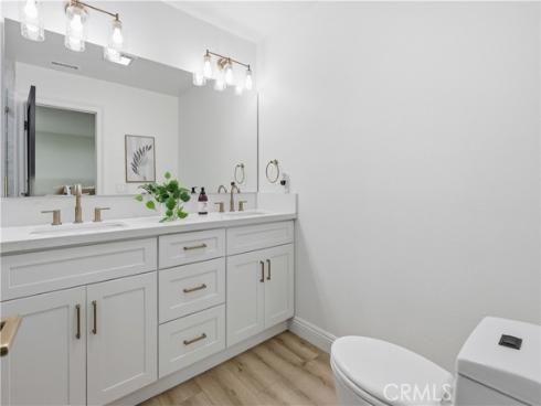 12811  Chaplet  , North Tustin, CA