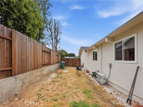 12811  Chaplet  , North Tustin, CA