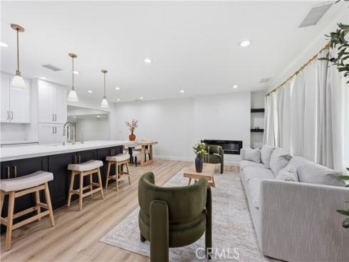 12811  Chaplet  , North Tustin, CA