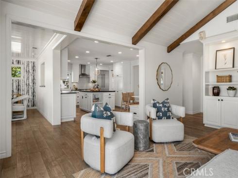 13161  Sandhurst  , North Tustin, CA