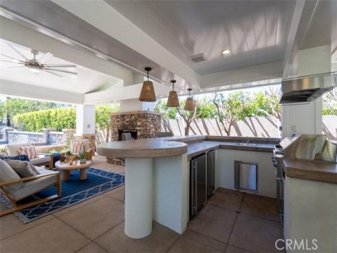 13161  Sandhurst  , North Tustin, CA