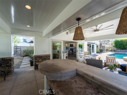 13161  Sandhurst  , North Tustin, CA