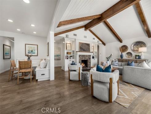 13161  Sandhurst  , North Tustin, CA