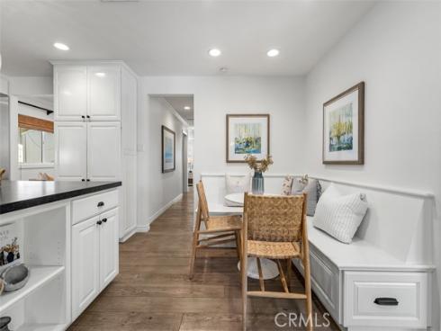 13161  Sandhurst  , North Tustin, CA