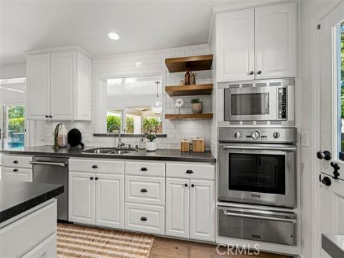 13161  Sandhurst  , North Tustin, CA