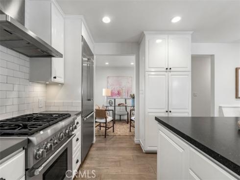 13161  Sandhurst  , North Tustin, CA