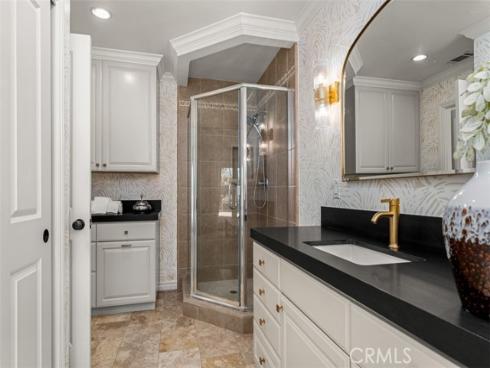 13161  Sandhurst  , North Tustin, CA