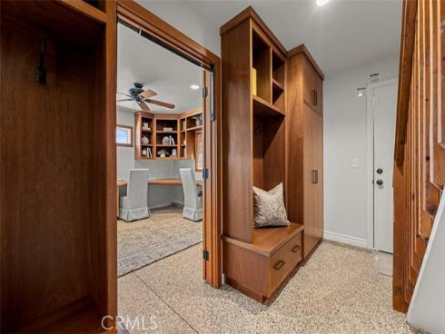 13161  Sandhurst  , North Tustin, CA