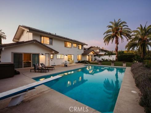 11042 Hunting Horn Drive, North Tustin, CA