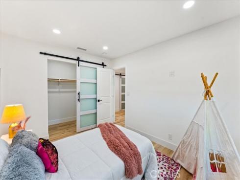 1271  Brittany Cross  , North Tustin, CA