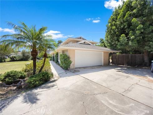 2032  Shelterwood   Road, North Tustin, CA