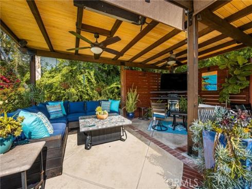 1201  Hyde Park  , North Tustin, CA