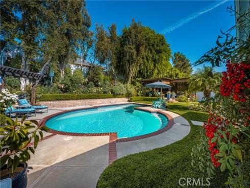 1201  Hyde Park  , North Tustin, CA