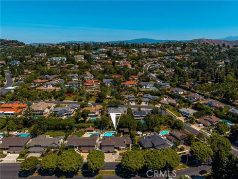 1201  Hyde Park  , North Tustin, CA