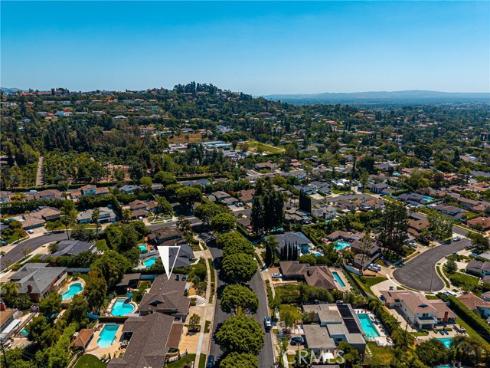 1201  Hyde Park  , North Tustin, CA