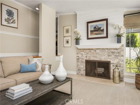 1201  Hyde Park  , North Tustin, CA