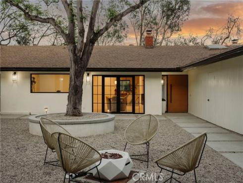 10141  Overhill   Drive, North Tustin, CA