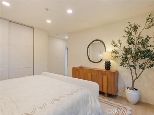 10141  Overhill   Drive, North Tustin, CA