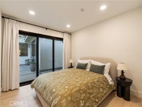 10141  Overhill   Drive, North Tustin, CA