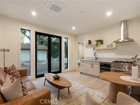 10141  Overhill   Drive, North Tustin, CA