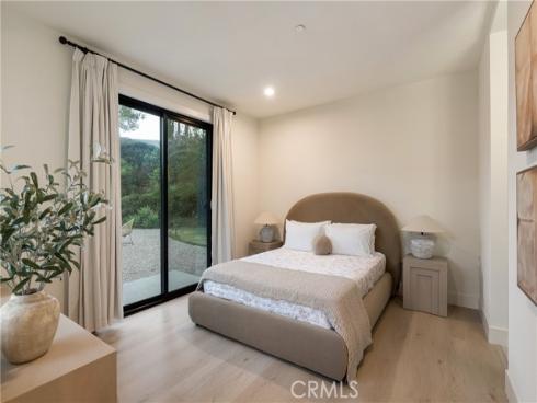10141  Overhill   Drive, North Tustin, CA