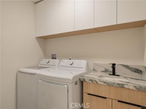 10141  Overhill   Drive, North Tustin, CA
