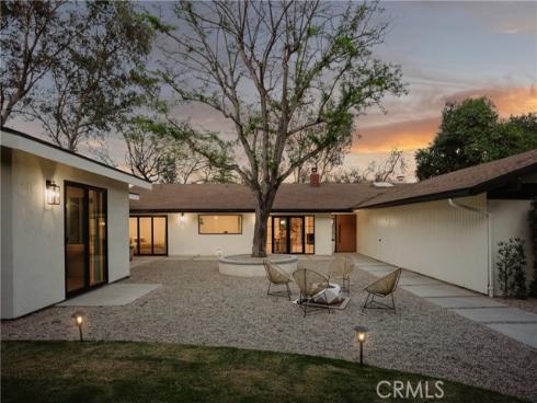 10141  Overhill   Drive, North Tustin, CA