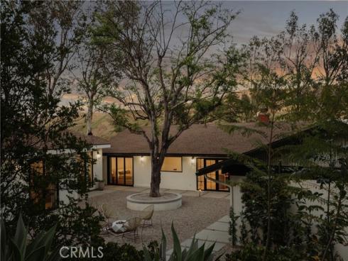 10141  Overhill   Drive, North Tustin, CA