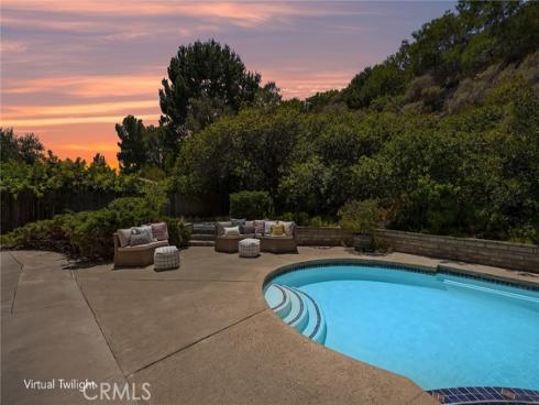 10505  Grove Oak  , North Tustin, CA