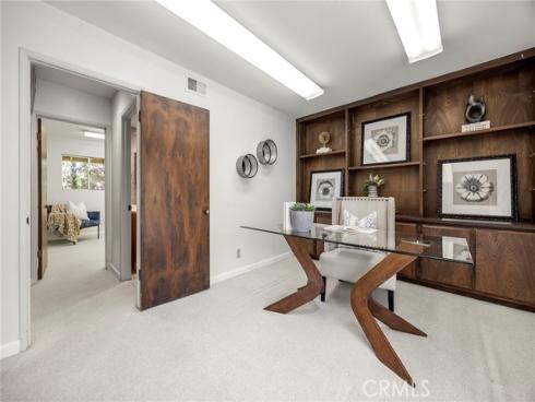 10505  Grove Oak  , North Tustin, CA