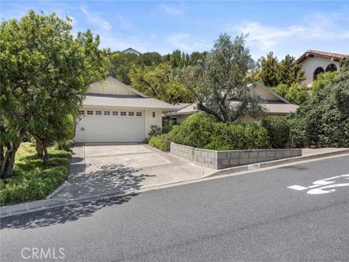 10505  Grove Oak  , North Tustin, CA