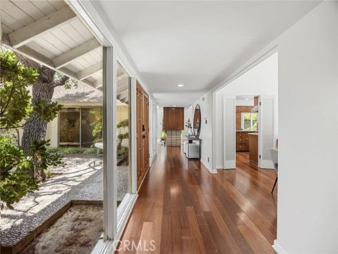 10505  Grove Oak  , North Tustin, CA