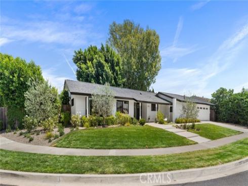 13712 Sanderstead Road, North Tustin, CA