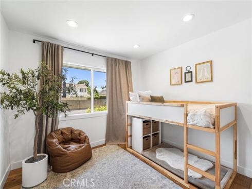 13712 Sanderstead Road, North Tustin, CA