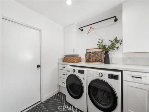 13712 Sanderstead Road, North Tustin, CA