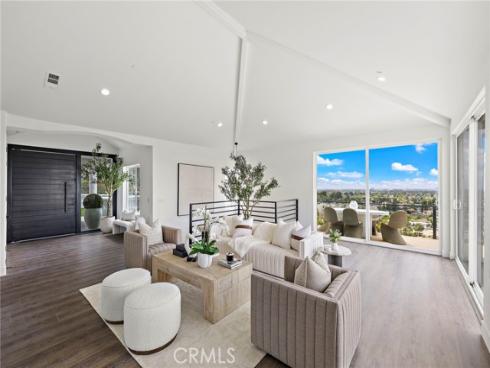 12336  Circula Panorama  , North Tustin, CA