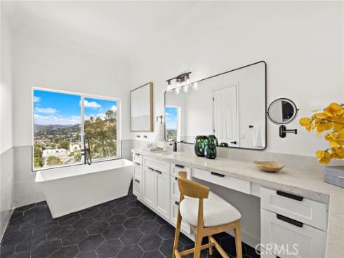 12336  Circula Panorama  , North Tustin, CA
