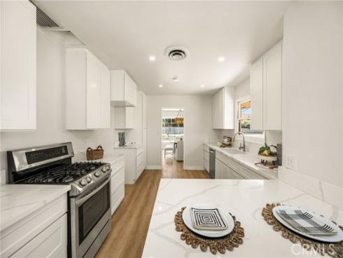 17821 Fairhaven Avenue, North Tustin, CA