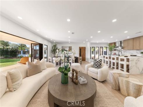 12742 Redhill Ave , North Tustin, CA