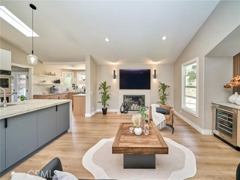10392  Shadyridge  , North Tustin, CA