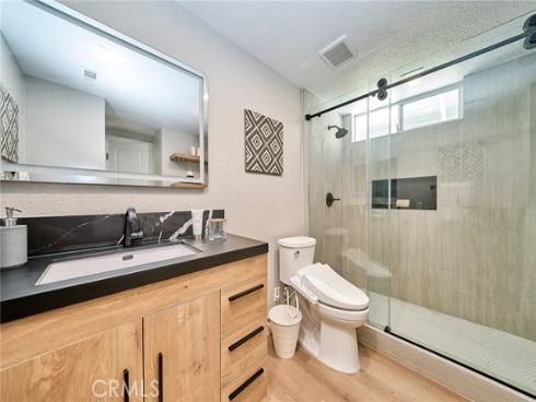 10392  Shadyridge  , North Tustin, CA