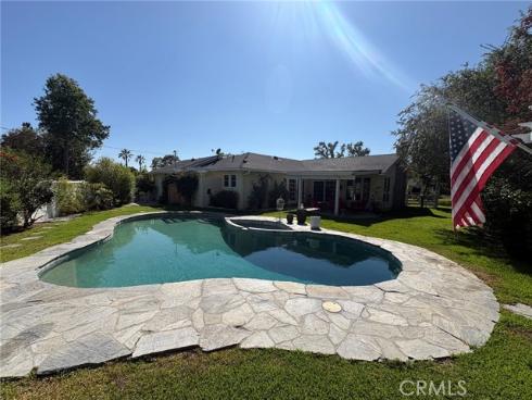 12128  Orvillina  , North Tustin, CA